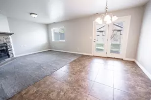 3164 N Peregrine Way, Layton, UT 84040 - Photo 9