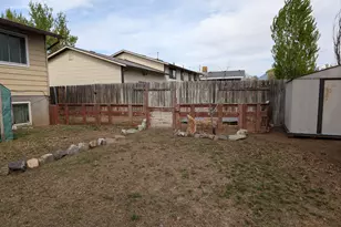 656 W 600 N, Clearfield, UT 84015 - Photo 17