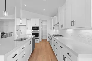 1081 W Turnberry Way S, Taylorsville, UT 84123 - Photo 11