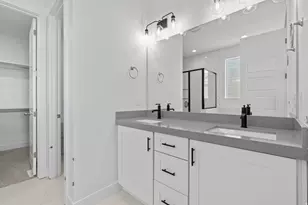 1081 W Turnberry Way S, Taylorsville, UT 84123 - Photo 13