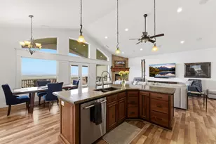 1102 N Summit View Dr, Saratoga Springs, UT 84045 - Photo 13