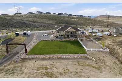 1102 N Summit View Dr, Saratoga Springs, UT 84045 - Photo 49