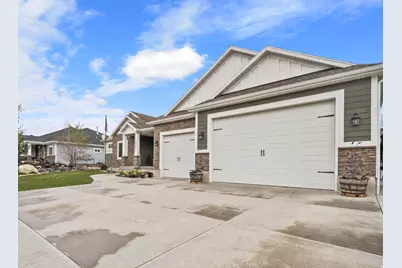 4548 N Sheep Creek Dr, Eden, UT 84310 - Photo 3