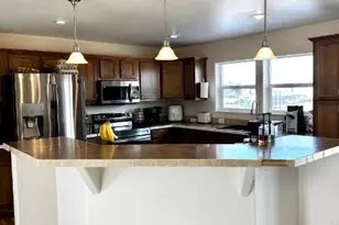 768 W Cobble Holw Dr, Roosevelt, UT 84066 - Photo 7