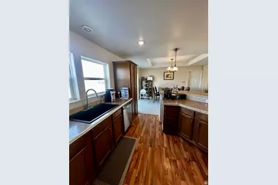 768 W Cobble Hollow Dr, Roosevelt, UT 84066 - Photo 3