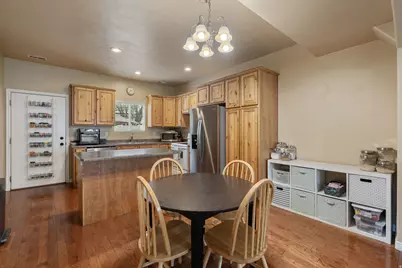7846 S Cool Creek Way W, West Jordan, UT 84081 - Photo 3