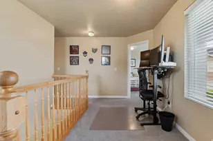 7846 S Cool Creek Way W, West Jordan, UT 84081 - Photo 17