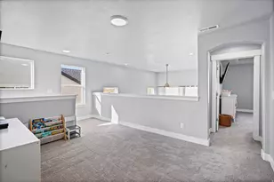 586 N Hl Vw Dr, Saratoga Springs, UT 84045 - Photo 23