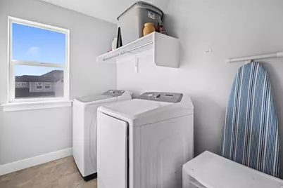 586 N Hill View Dr, Saratoga Springs, UT 84045 - Photo 31