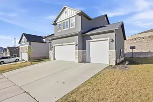 586 N Hl Vw Dr, Saratoga Springs, UT 84045 - Photo 41