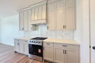 2936 N Galloway Ln, Plain City, UT 84404 - Photo 5