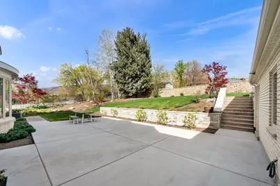 553 S Davis Blvd, Bountiful, UT 84010 - Photo 5