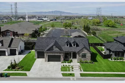 532 S 1450 W, Farmington, UT 84025 - Photo 1