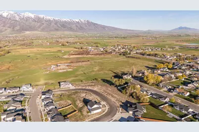 801 W 70 N #93, Hyrum, UT 84319 - Photo 17