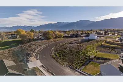 817 W 70 N, Hyrum, UT 84319 - Photo 9