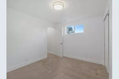 1092 N 500 E, Centerville, UT 84014 - Photo 25