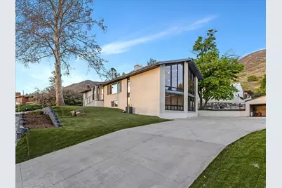 1092 N 500 E, Centerville, UT 84014 - Photo 1