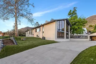 1092 N 500 E, Centerville, UT 84014 - Photo 1