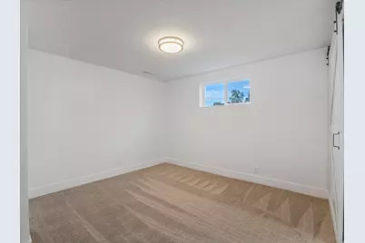 1092 N 500 E, Centerville, UT 84014 - Photo 23