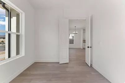 632 W Emerald Point Dr, Saint George, UT 84790 - Photo 9