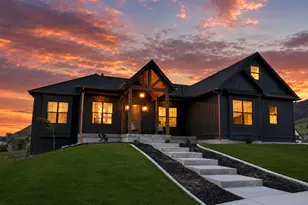 1087 E 160 N, Hyde Park, UT 84318 - Photo 1