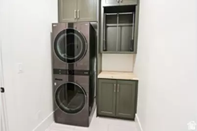 1087 E 160 N, Hyde Park, UT 84318 - Photo 5