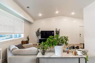 475 W 60 S, Providence, UT 84332 - Photo 3