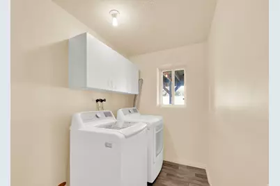 5061 S 3500 W, Roy, UT 84067 - Photo 17