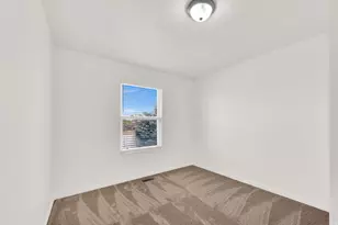 5061 S 3500 W, Roy, UT 84067 - Photo 17
