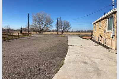 200 S 2800 W, Marriott-Slaterville City, UT 84404 - Photo 19