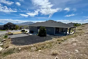 2891 E Sunset Dr, Eagle Mountain, UT 84005 - Photo 27