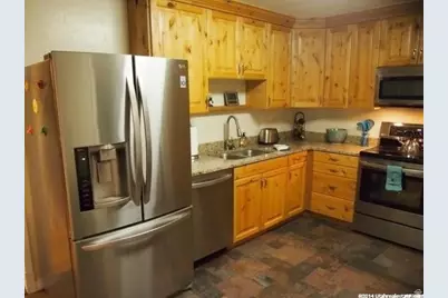 3135 S Valley St, Salt Lake City, UT 84109 - Photo 13