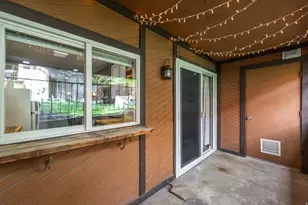 2432 S Elizabeth St E, Salt Lake City, UT 84106 - Photo 11