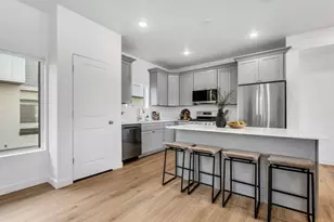 4483 S 500 E, Millcreek, UT 84107 - Photo 7