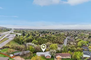 2826 E Brinton Circle, Layton, UT 84040 - Photo 41