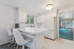 2826 E Brinton Circle, Layton, UT 84040 - Photo 17