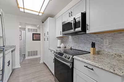 521 E 5th Ave N #404, Salt Lake City, UT 84103 - Photo 15