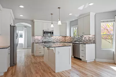 2960 S Adams Garden Cv E, South Salt Lake, UT 84106 - Photo 9