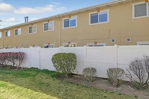 6813 S Etruscan Way W, West Jordan, UT 84084 - Photo 23