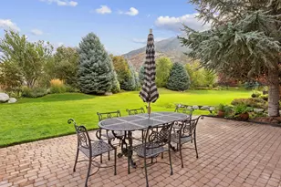 3093 E Scenic Valley Ln Ln, Sandy, UT 84092 - Photo 33