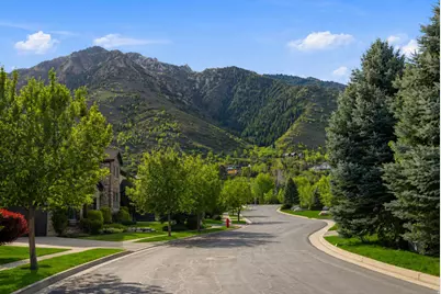3093 E Scenic Valley Ln. Ln, Sandy, UT 84092 - Photo 3