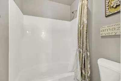 2449 N Sarus Crane Dr, Clinton, UT 84015 - Photo 23