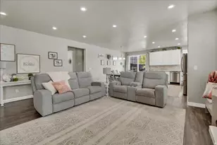 2449 N Sarus Crane Dr, Clinton, UT 84015 - Photo 11
