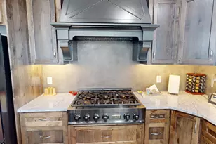 1073 N Titan Dr, Lehi, UT 84043 - Photo 13