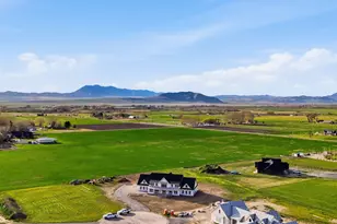 983 W 5650 N, Smithfield, UT 84335 - Photo 9