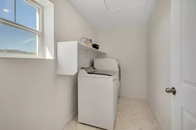 156 E Polaris Dr, Saratoga Springs, UT 84045 - Photo 25