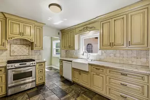 926 S Greenwood Terrace E, Salt Lake City, UT 84105 - Photo 13