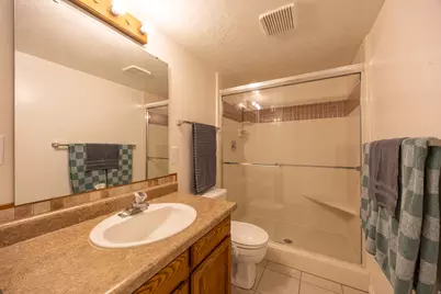 2612 E Antelope Dr, Layton, UT 84040 - Photo 25