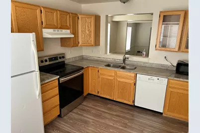 310 W Spring Pkwy, Providence, UT 84332 - Photo 5