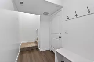 4216 W Gunlock Park Ct, Riverton, UT 84096 - Photo 9